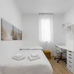 Apartamento 2 Apt, M3 Affori 15 Min To Duomo E Wifi Milán